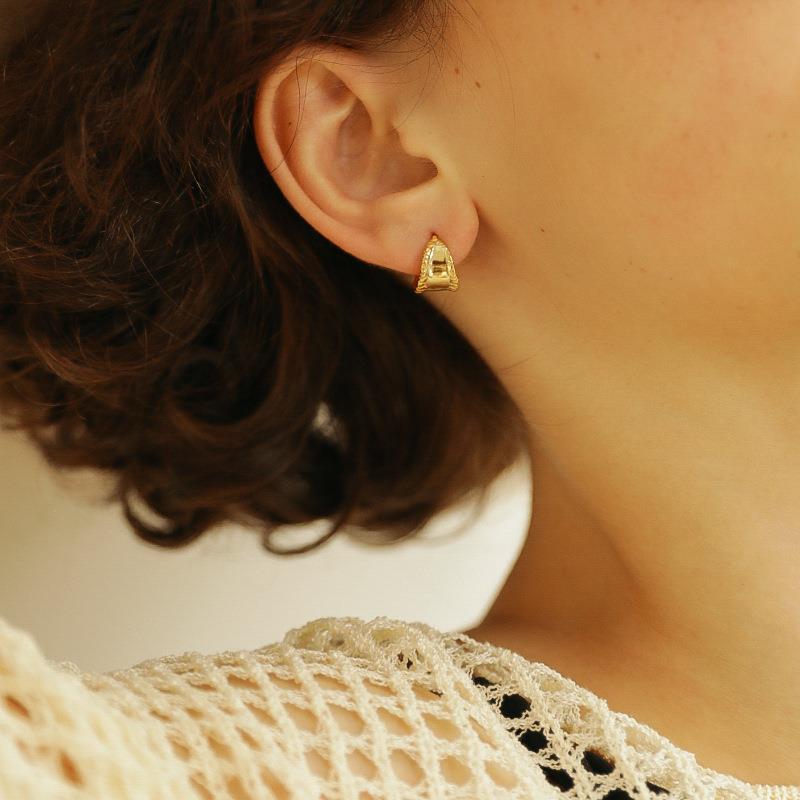 Modern Style Glossy Twist S925 Earrings