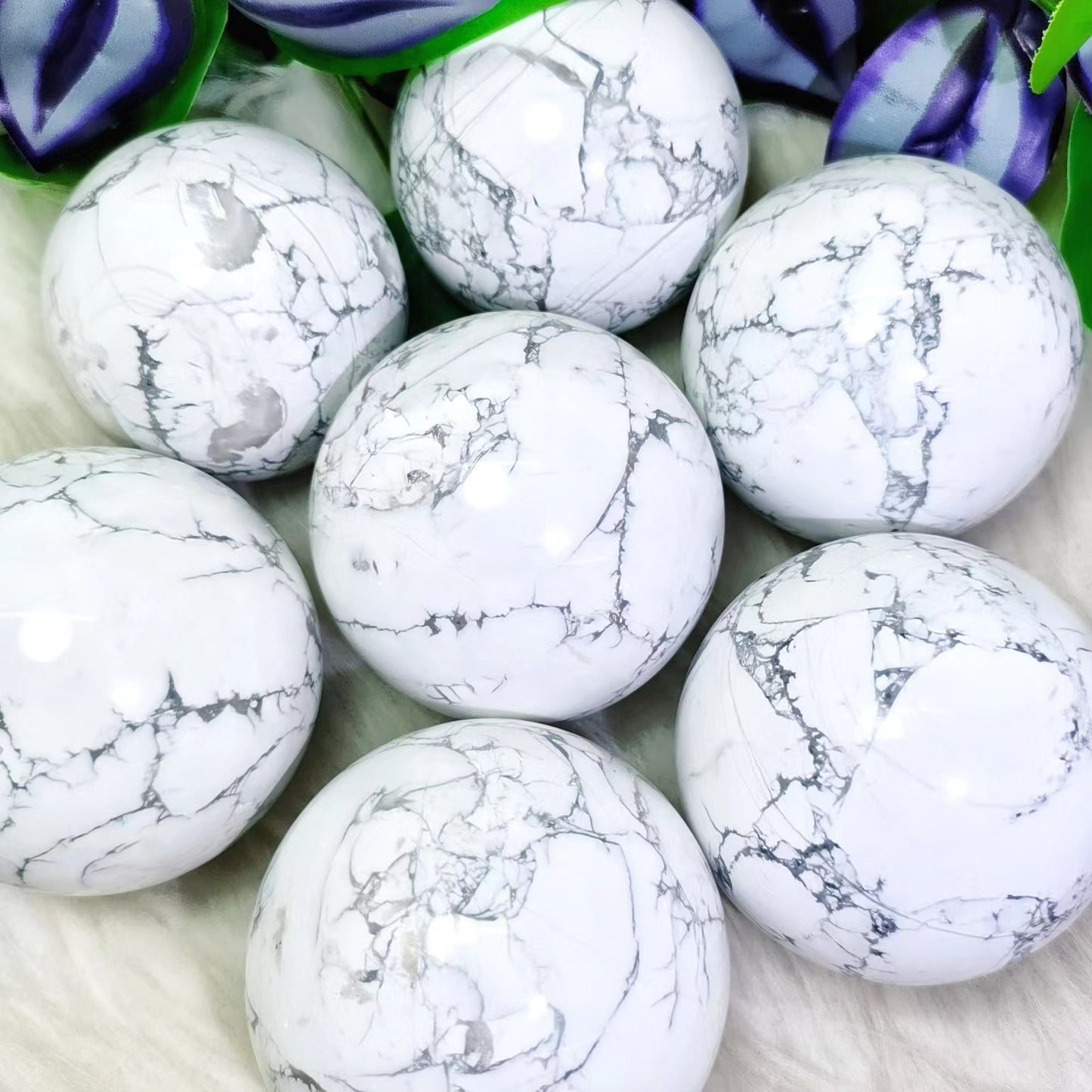 Howlite Spheres